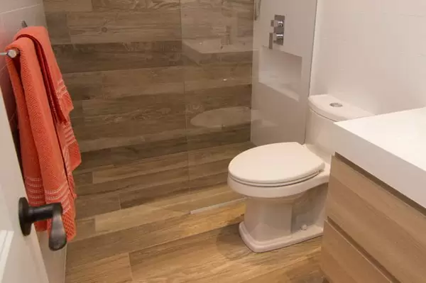 Силиконовая плитка для ванной комнаты