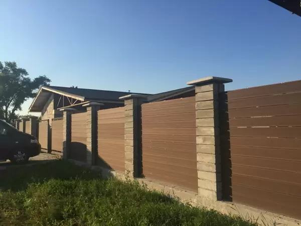 Забор из террасной доски ДПК